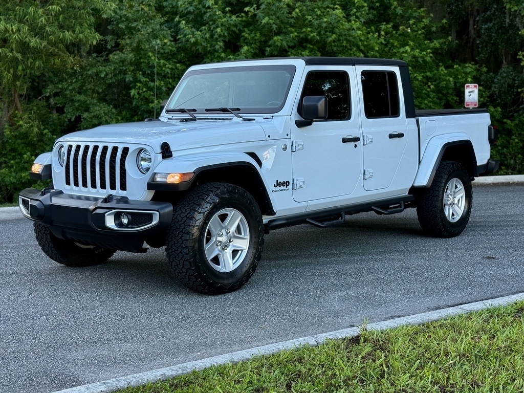 2021 Jeep Gladiator Sport Pickup Southern Clean CARFAX