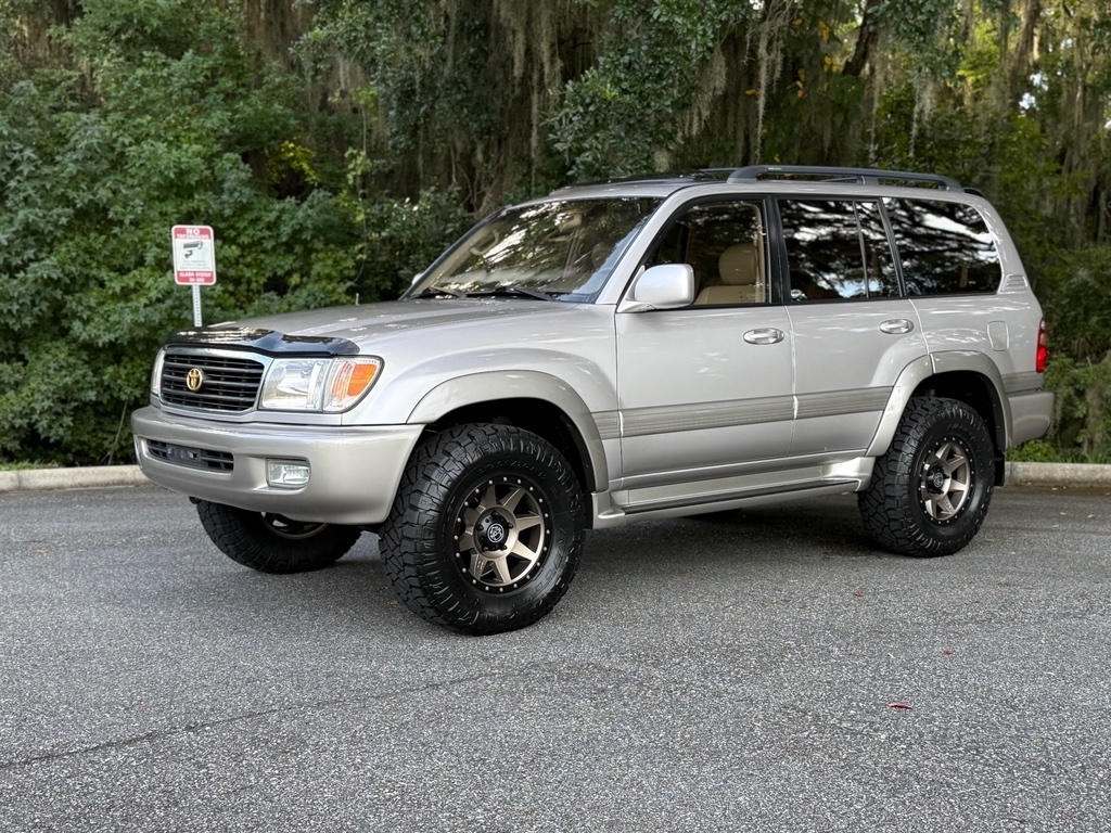 2001 Toyota Land Cruiser 100 Series Clean CARFAX  Fresh Build