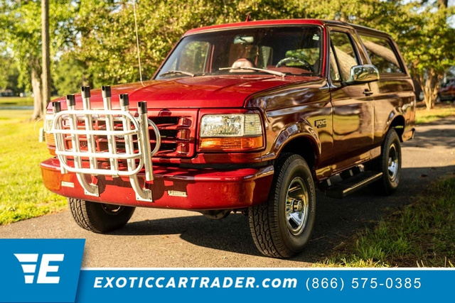 1995 Ford Bronco XLT 4WD SUV / Crossover Four-Wheel Drive 4-Speed Automatic