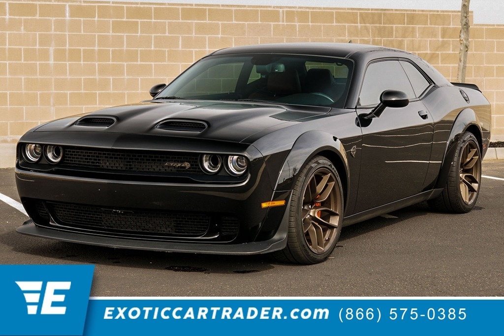 Dodge Challenger SRT Hellcat Widebody RWD