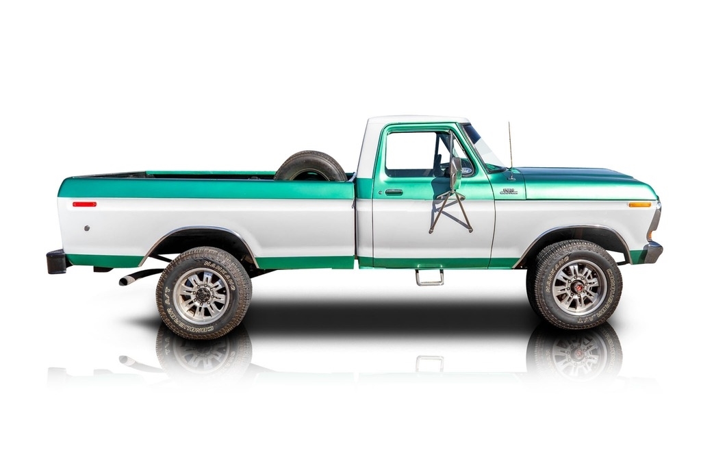 View vehicle photo 2