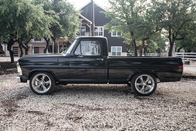 1970 Ford F-100 Pickup Truck