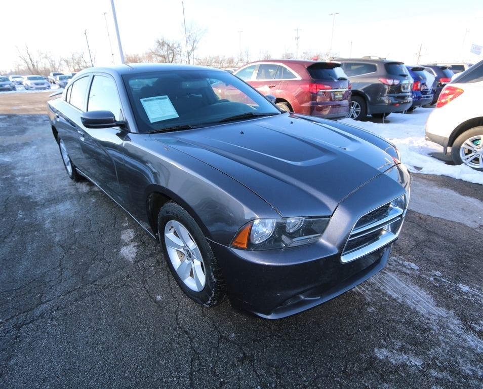2013 Dodge Charger SXT Sedan