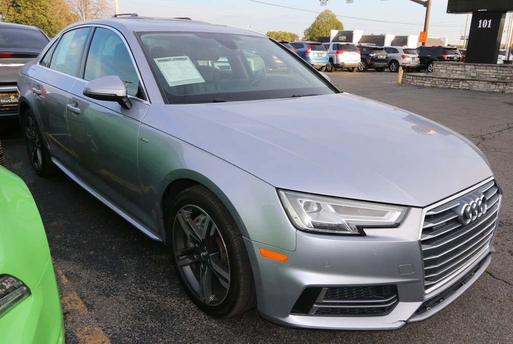 2018 Audi A4 2.0T quattro Premium Plus Sedan
