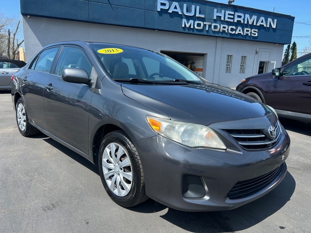 2013 Toyota Corolla LE AT's photo