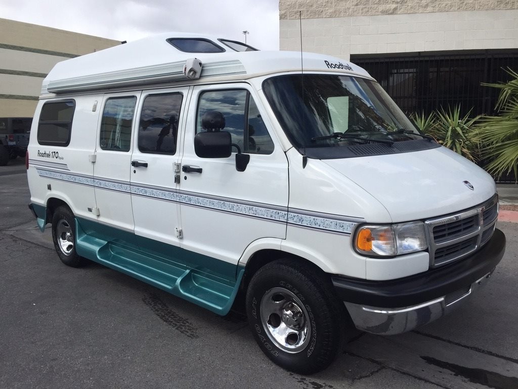 1996 Roadtrek 170 Popular V8 318 ci