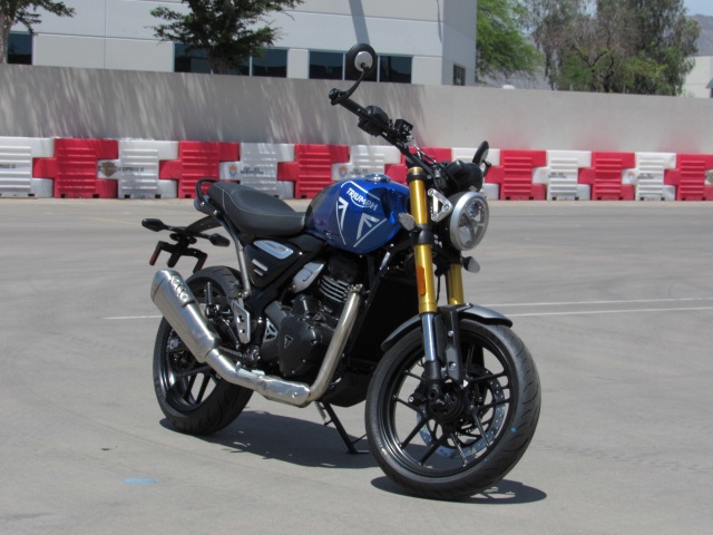 2025 Triumph SPEED 400