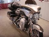 2013 Harley-Davidson® Touring Electra Glide® CVO™ Ultra Classic® V Twin 1802 cc