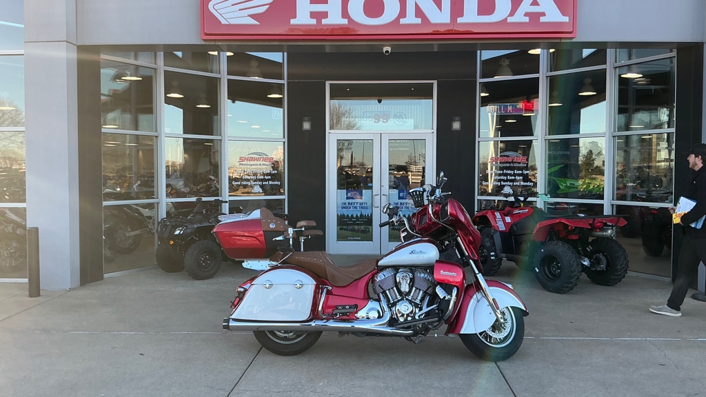 2019 Indian Motorcycle Indian® Roadmaster® - Two-Tone Option