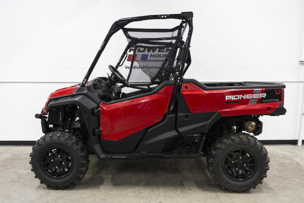 2025 Honda Pioneer 1000 Deluxe 999