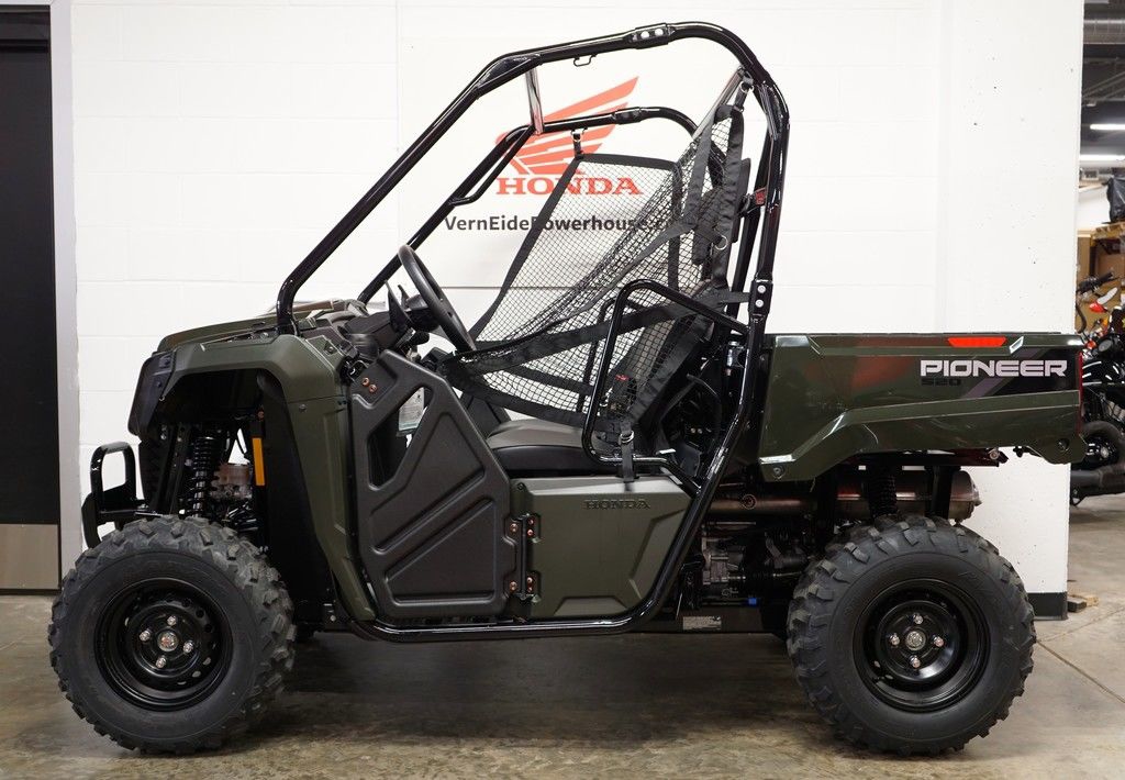 2026 Honda Pioneer 520 518