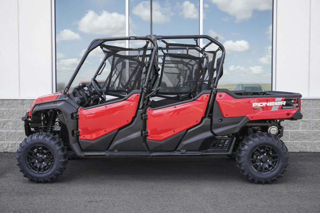 2025 Honda Pioneer 1000-6 Deluxe Crew 999