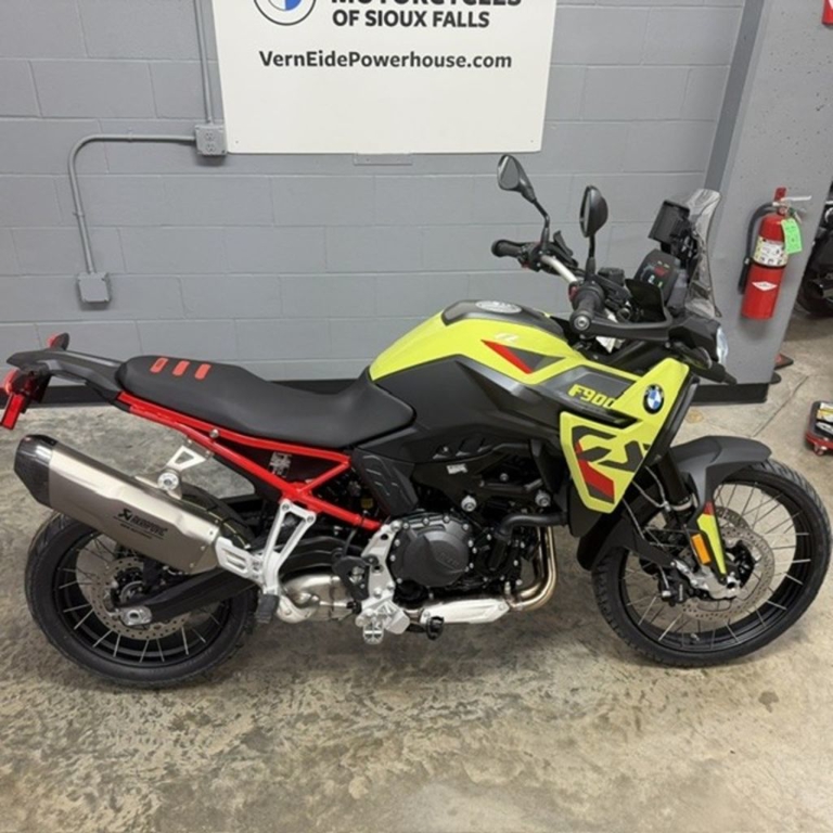 2025 BMW F 900 GS Passion Parallel Twin 895
