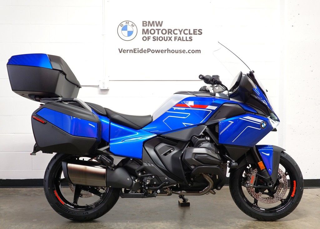 2026 BMW R 1300 RT Impulse Flat Twin 1300