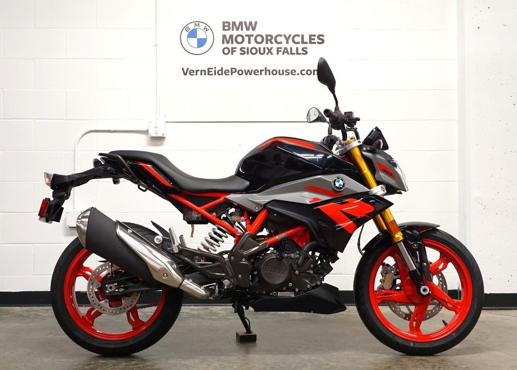2025 BMW G 310 R Style Passion Single-Cylinder 313