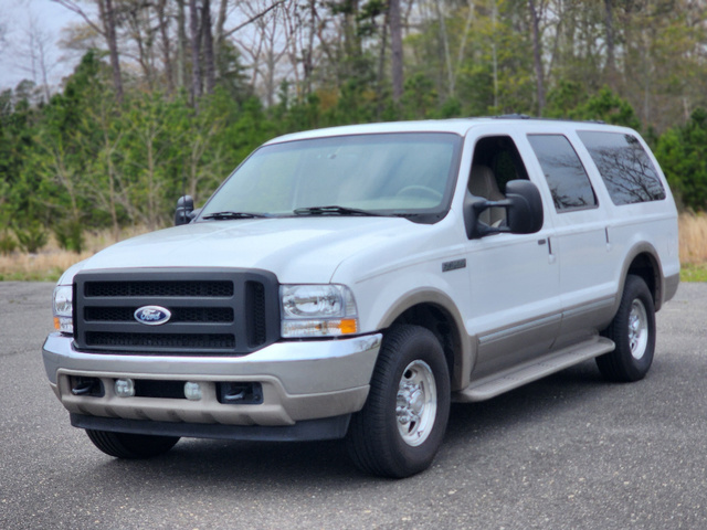 2002 Ford Excursion Limited 1