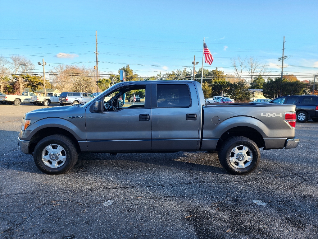 2012 Ford F-150 XLT 2