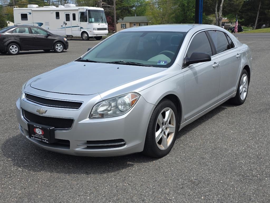 2009 Chevrolet Malibu's photo