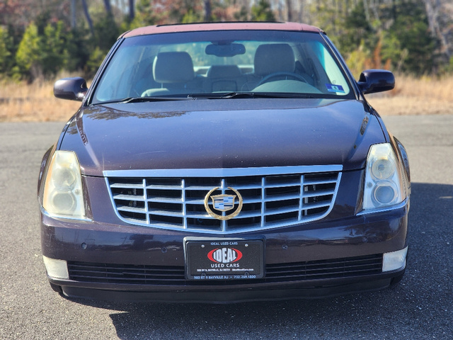 2009 Cadillac DTS Premium Luxury 3