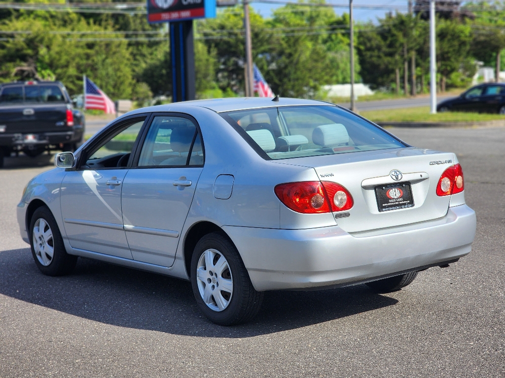 2005 Toyota Corolla LE 5