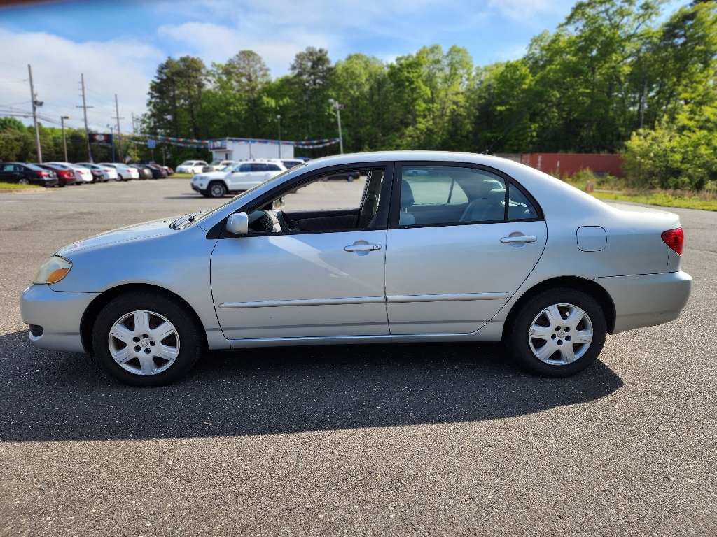 2005 Toyota Corolla LE 7