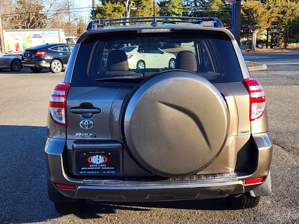 2011 Toyota RAV4  4