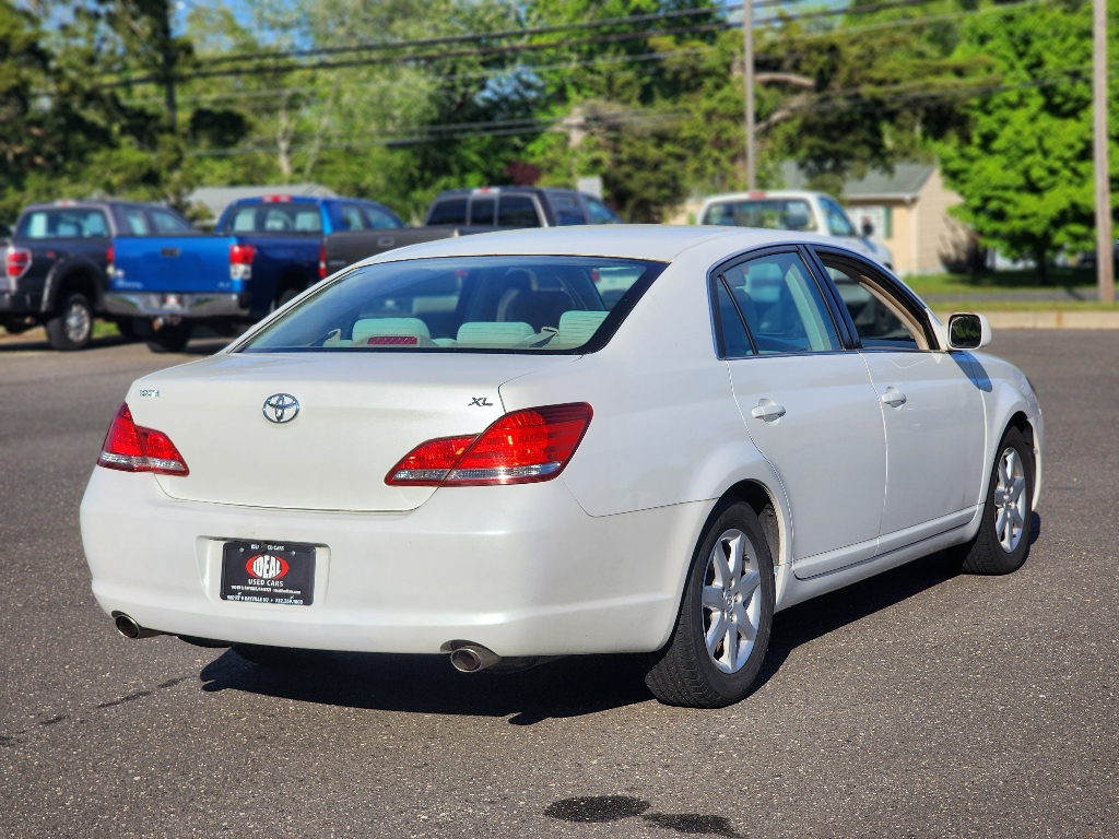 2007 Toyota Avalon XL 5