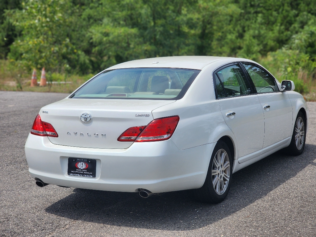 2010 Toyota Avalon Limited 5