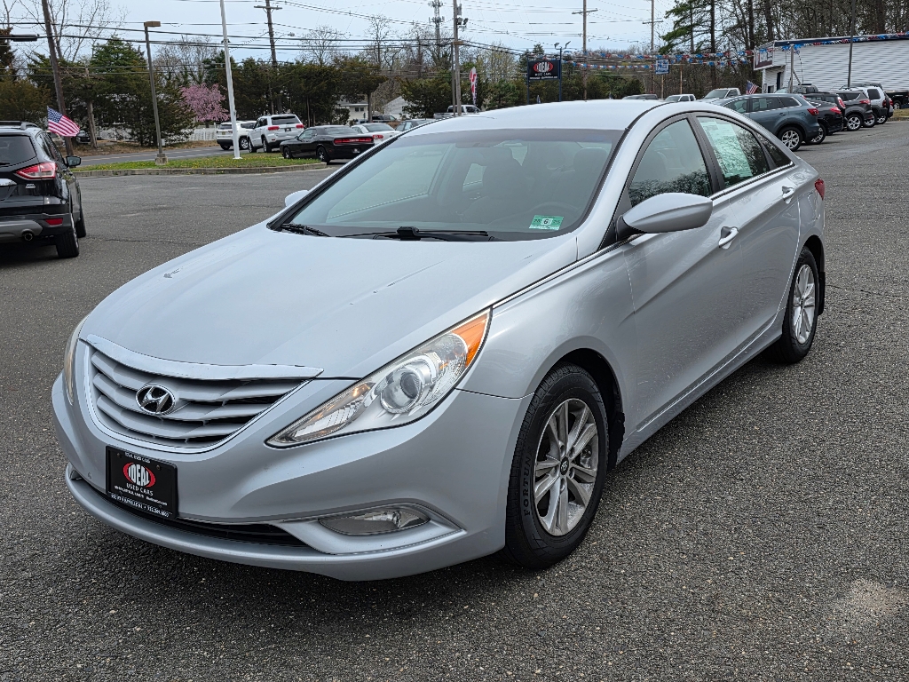 2013 Hyundai Sonata GLS photo