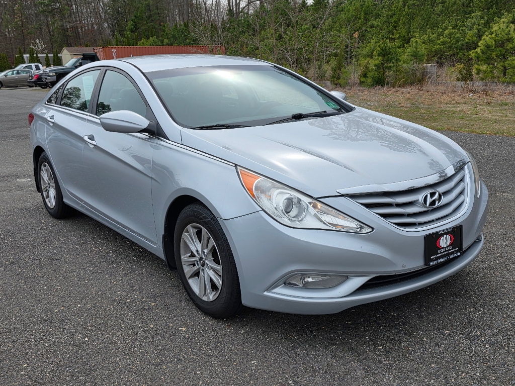 2013 Hyundai Sonata GLS photo