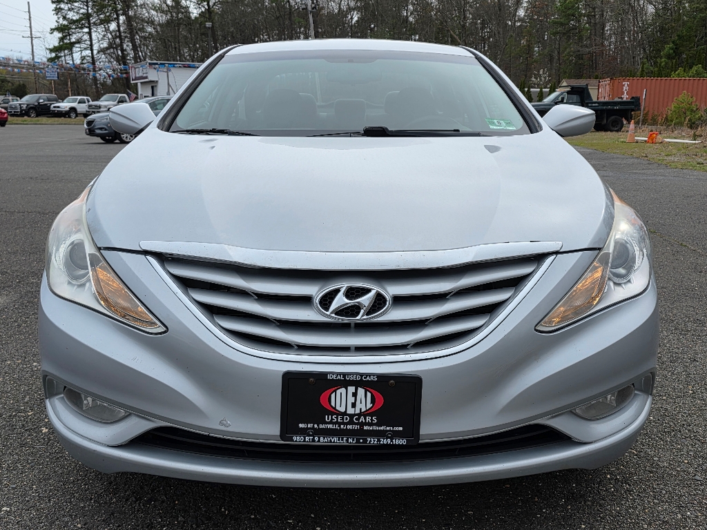 2013 Hyundai Sonata GLS photo