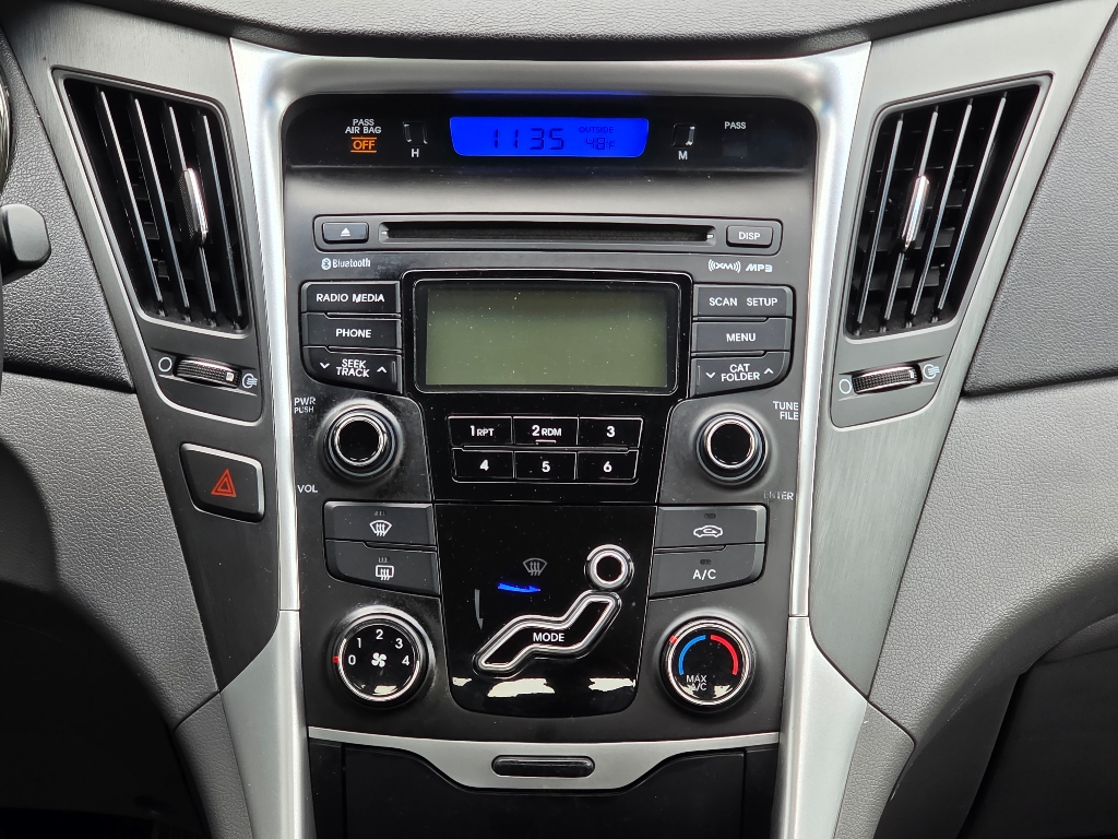 2013 Hyundai Sonata GLS photo