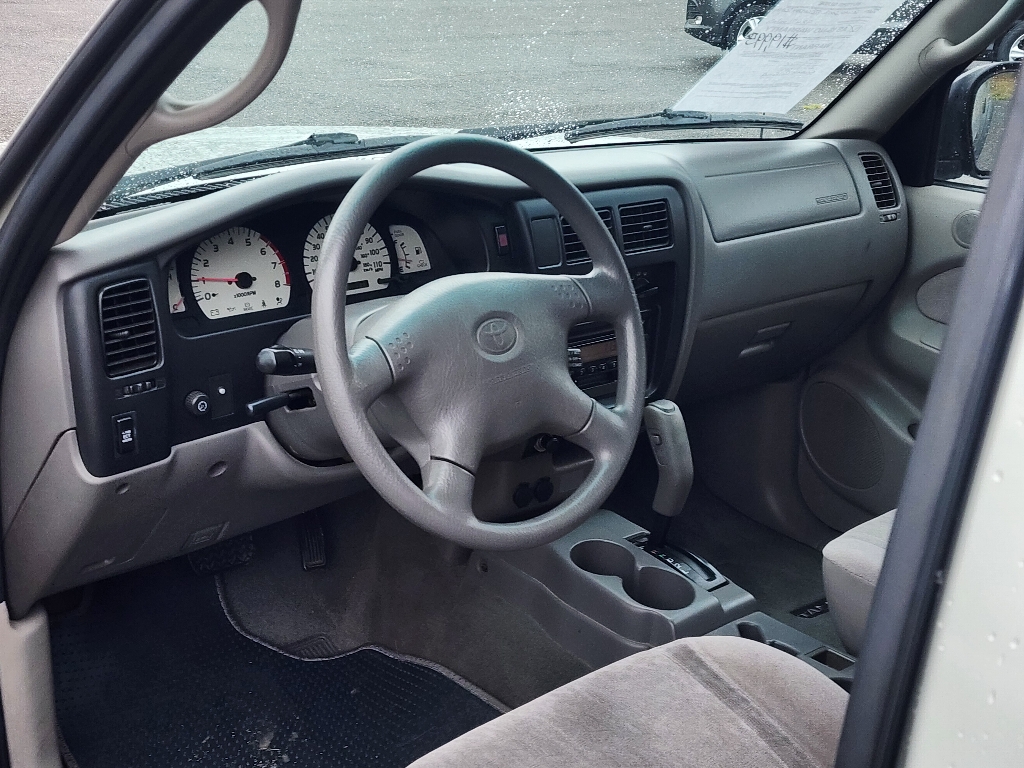 2003 Toyota Tacoma PreRunner V6 25