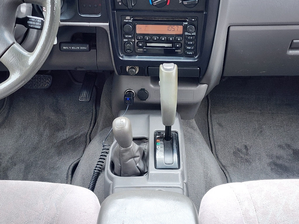 2001 Toyota Tacoma V6 16