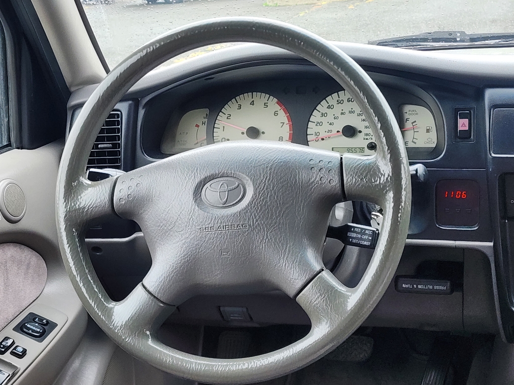 2001 Toyota Tacoma V6 18