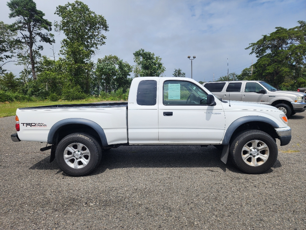 2004 Toyota Tacoma PreRunner V6 8