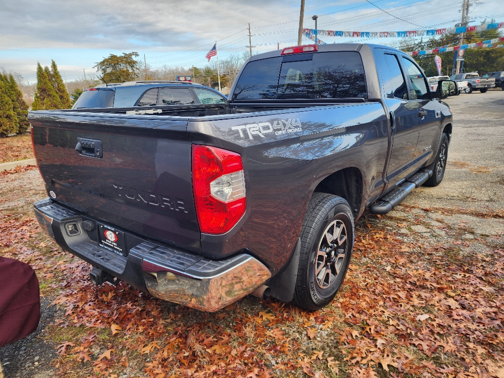 2015 Toyota Tundra SR5 3