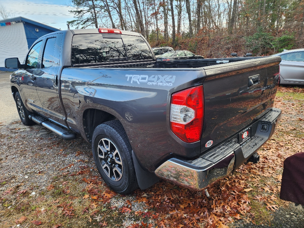 2015 Toyota Tundra SR5 4