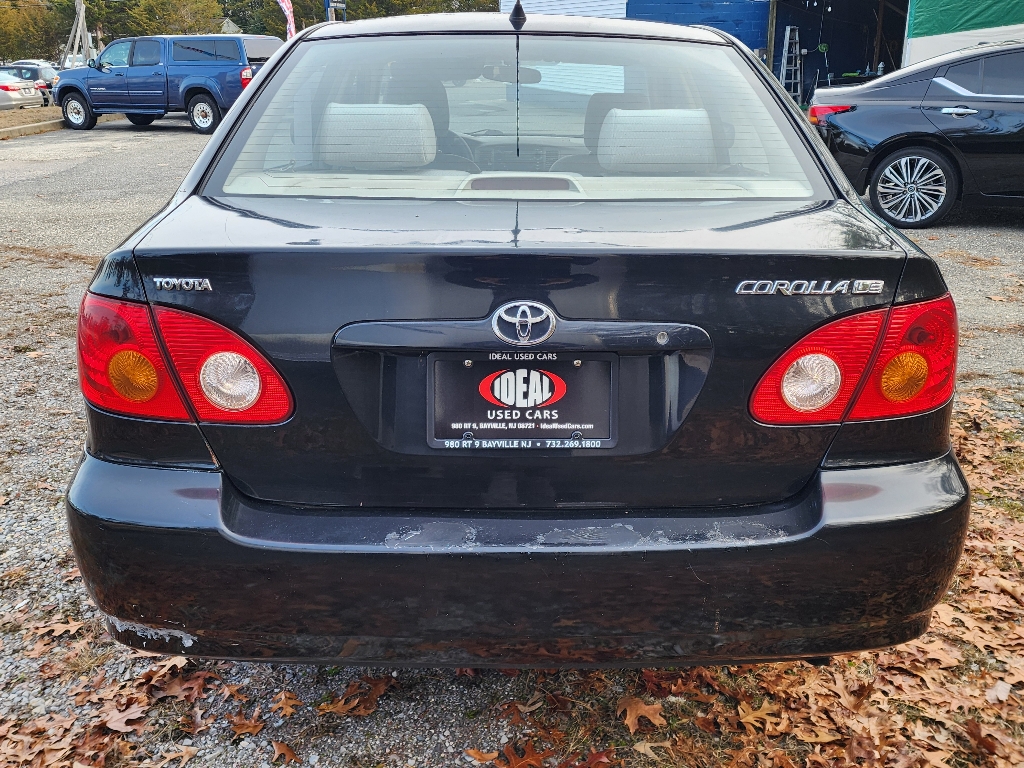 2003 Toyota Corolla LE 4