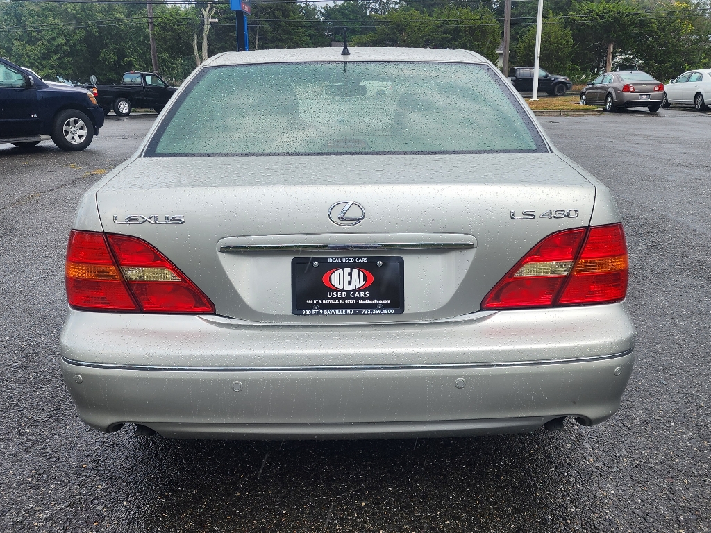 2003 Lexus LS 430  4