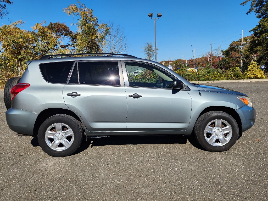 2007 Toyota RAV4  8