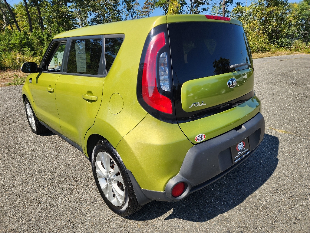 2014 Kia Soul + 8