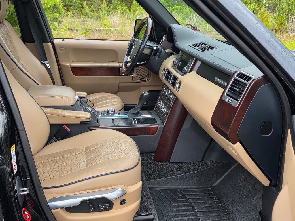 2010 Land Rover Range Rover HSE photo