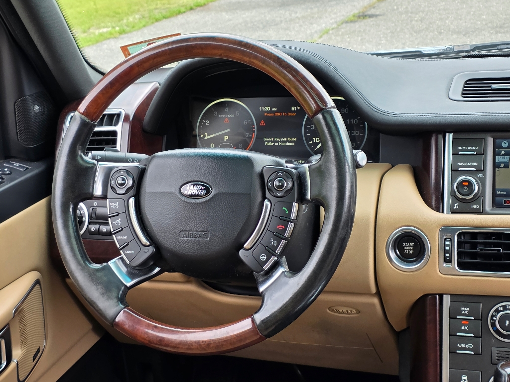 2010 Land Rover Range Rover HSE photo