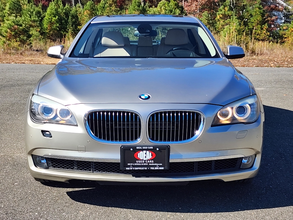 2011 BMW 7 Series 750Li 3