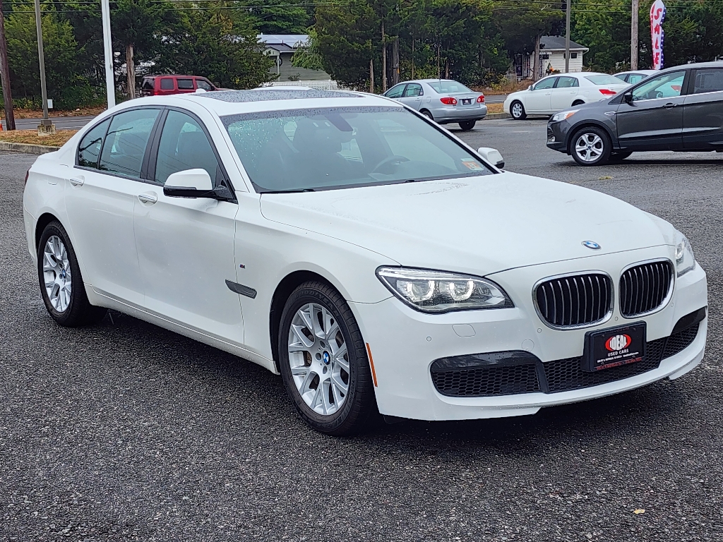 2014 BMW 7 Series 750i xDrive 2