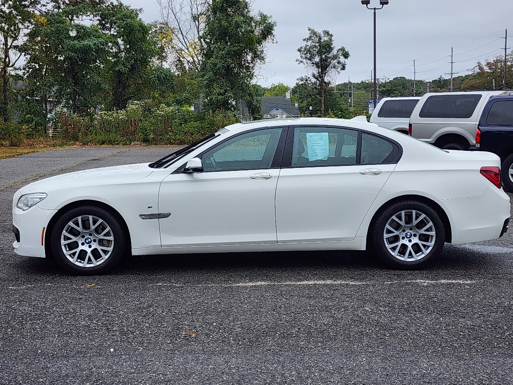 2014 BMW 7 Series 750i xDrive 7