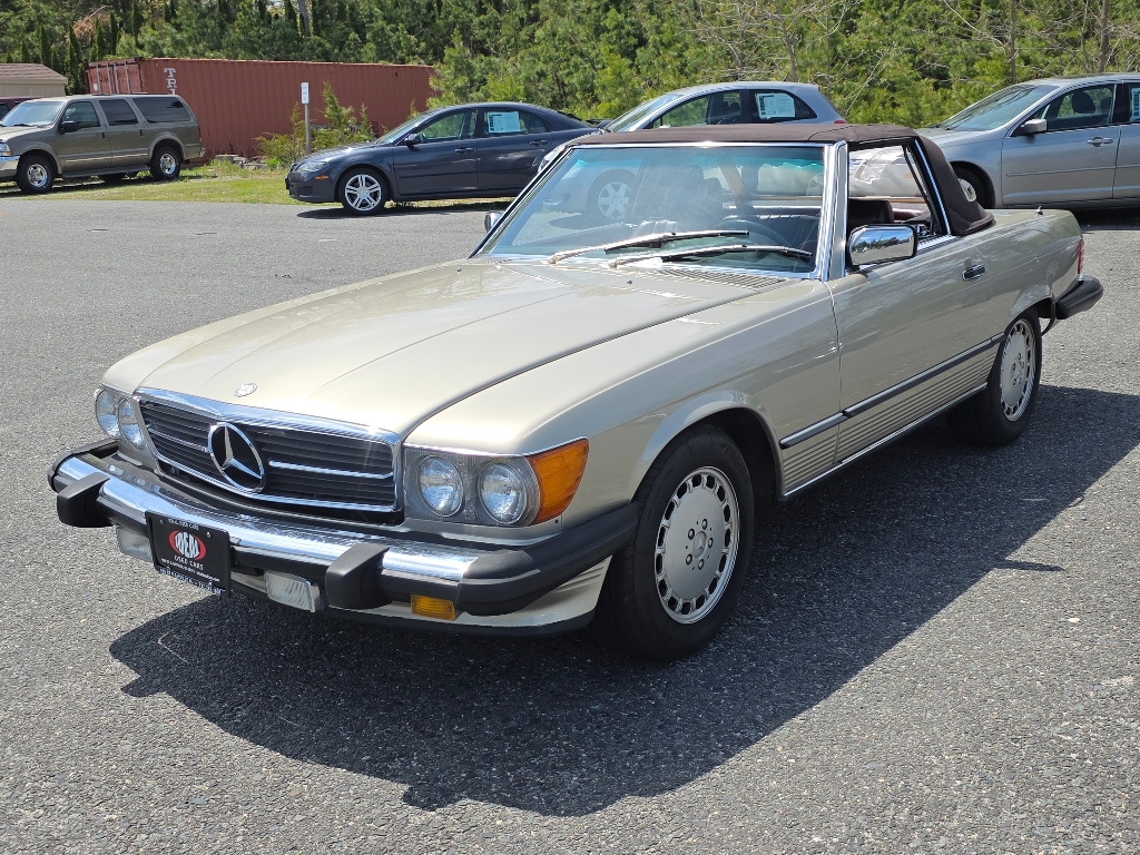 1987 Mercedes-Benz SL's photo