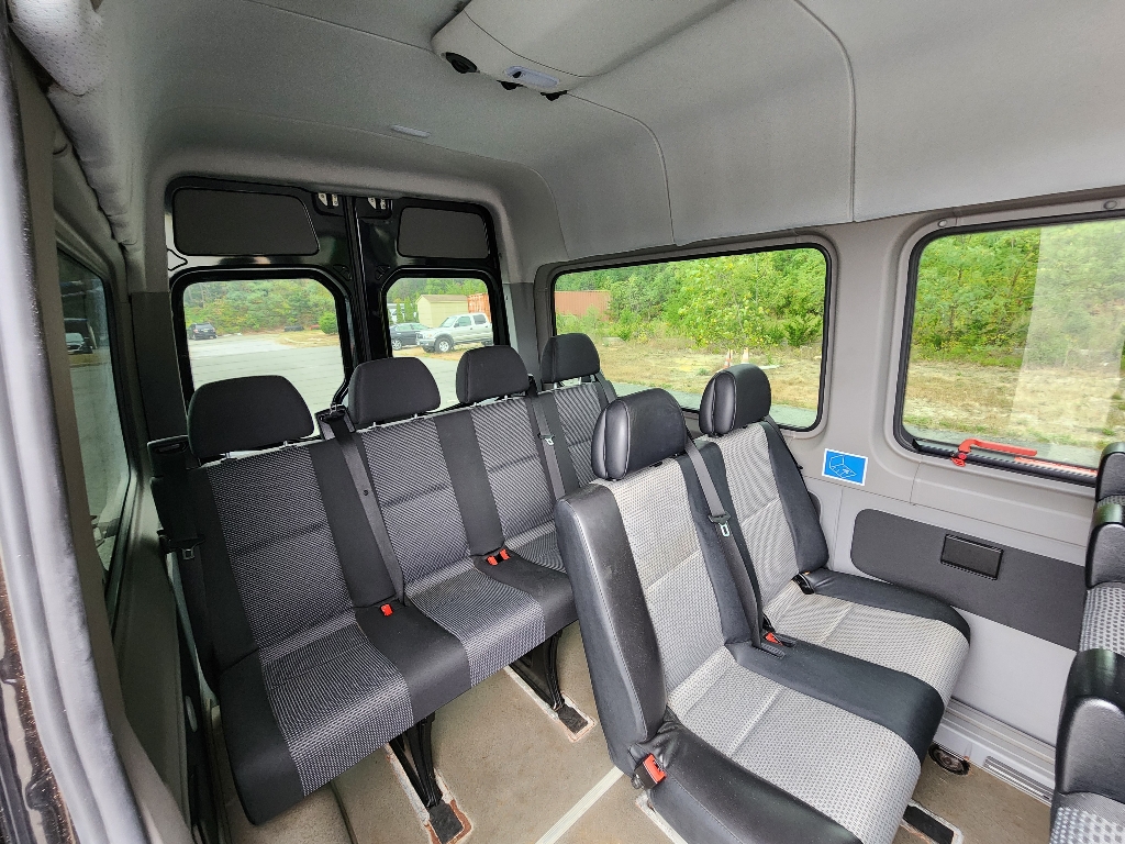 2011 Mercedes-Benz Sprinter 2500 21