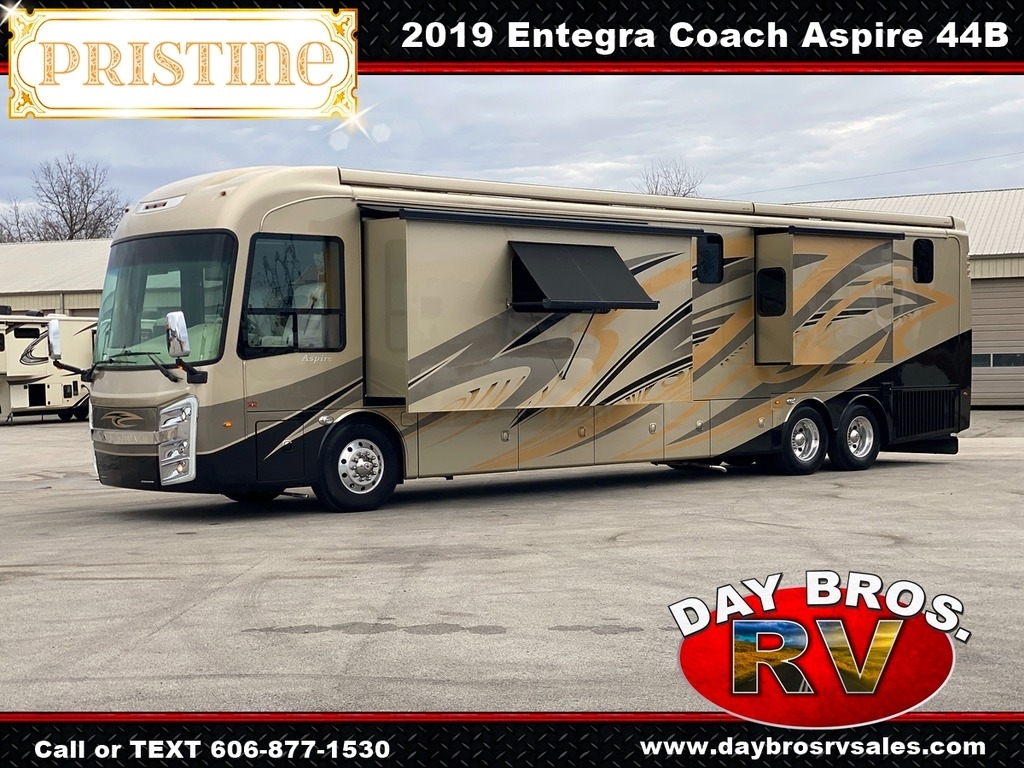19 Entegra Coach Aspire 44B Diesel Luxury Motorhome RV Class A Sleeps 4 Slides